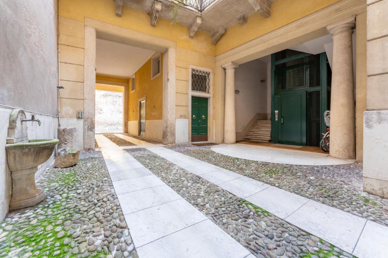 Corso Cavour Luxury Apartment Vérone Extérieur photo